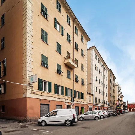Apartment Monolocale Comodo Per E Liguria